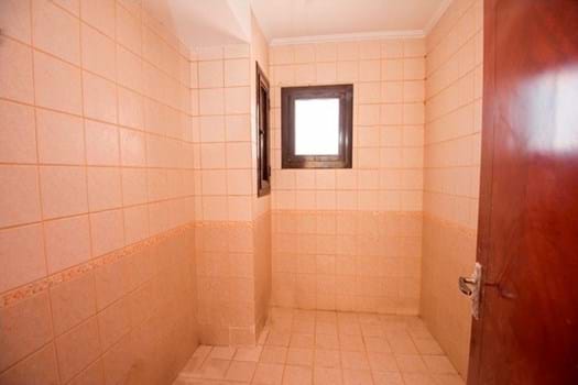 Spacious 3 bedroom apartment 
